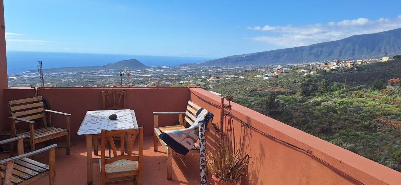 Casa Colores Tenerife Guesthouse กันเดลาเรีย ภายนอก รูปภาพ